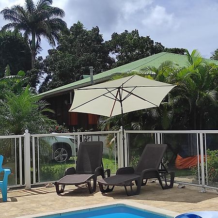 Le Tri Haut De Bellevue - Bungalow Heliconia Pointe-Noire Esterno foto